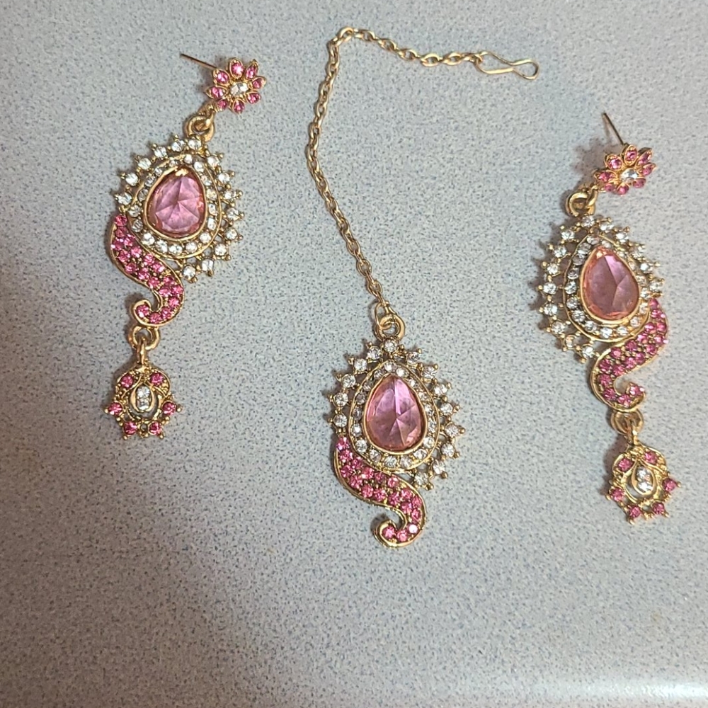 Indian jewelry